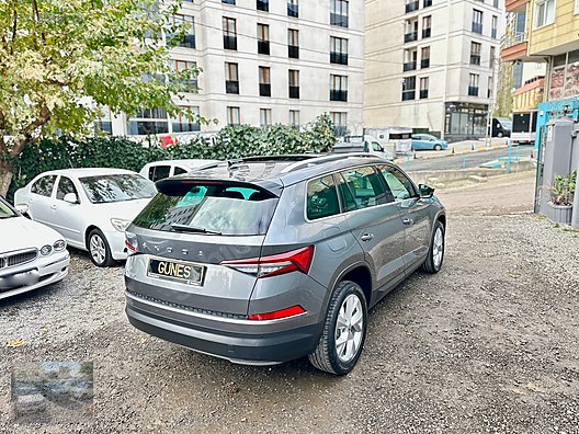 İlk Sahibinden Dosta Gider! Skoda Superb 1.5 TSI Prestige: Lüks ve Konforun Zirvesi, Hatasız! - Yüklenen Görsel