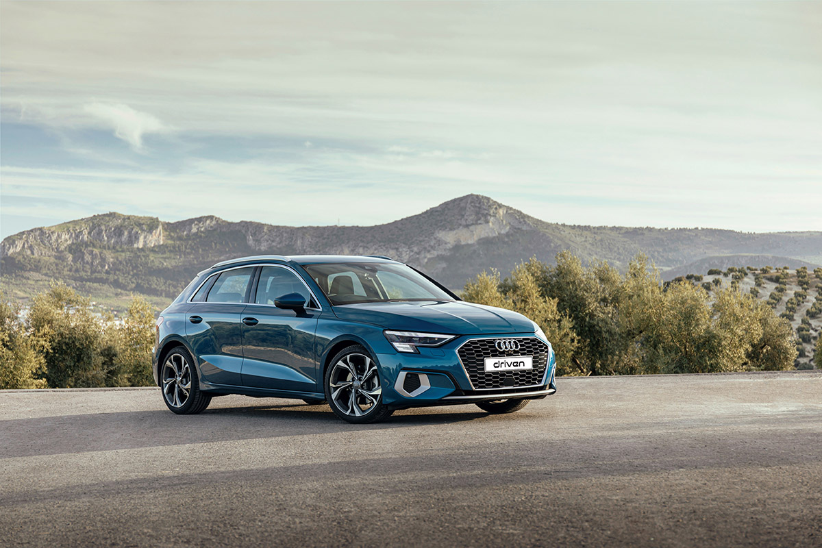 İlk Sahibinden, Hatasız Boyasız Fırsatı! Audi A3 Sportback 35 TFSI Advanced: Şehirli, Sportif ve Ekonomik Lüksün Adresi!