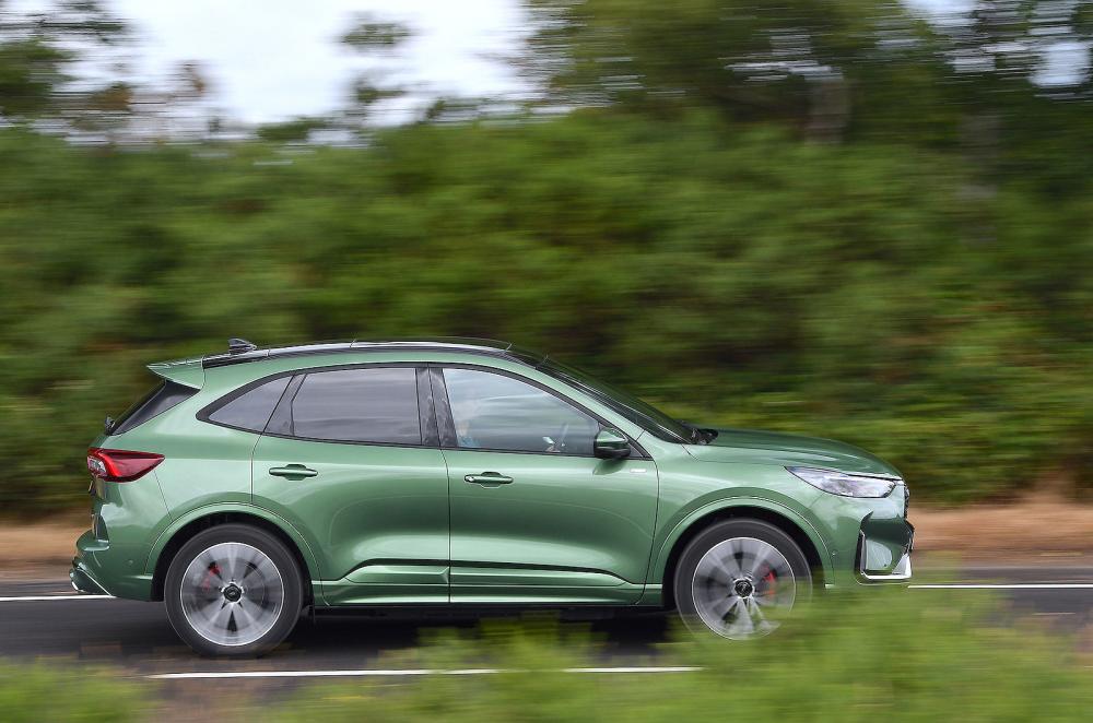 Kaçırılmayacak Fırsat: Ford Kuga 1.5 EcoBoost Style – Hatasız, İlk Sahibinden SUV Deneyiminde Zirve! - Yüklenen Görsel